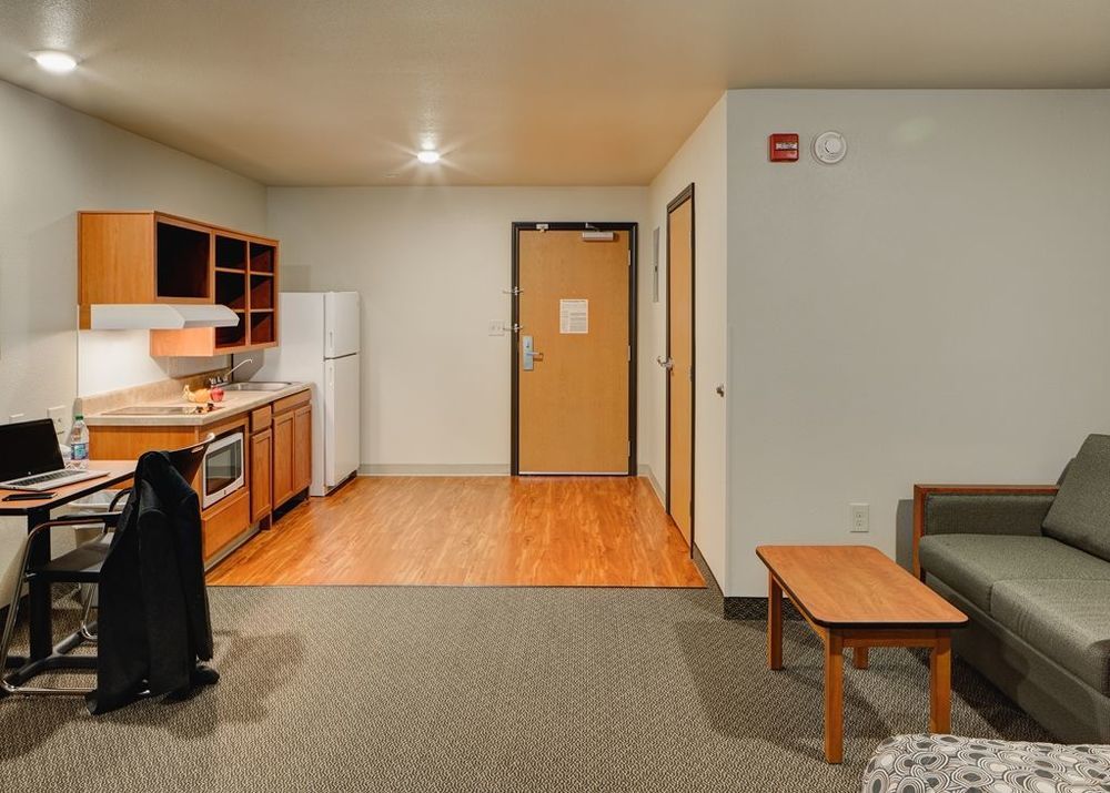 Woodspring Suites Columbus North I-270 Room photo